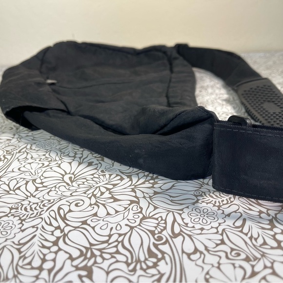 AmeriBag Black Shoulder Bag Sling Purse - Picture 3 of 11